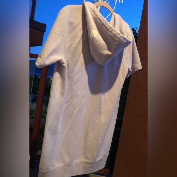 Roots sweatshirt dress ~ lilac in colour - Picture 4 of 5